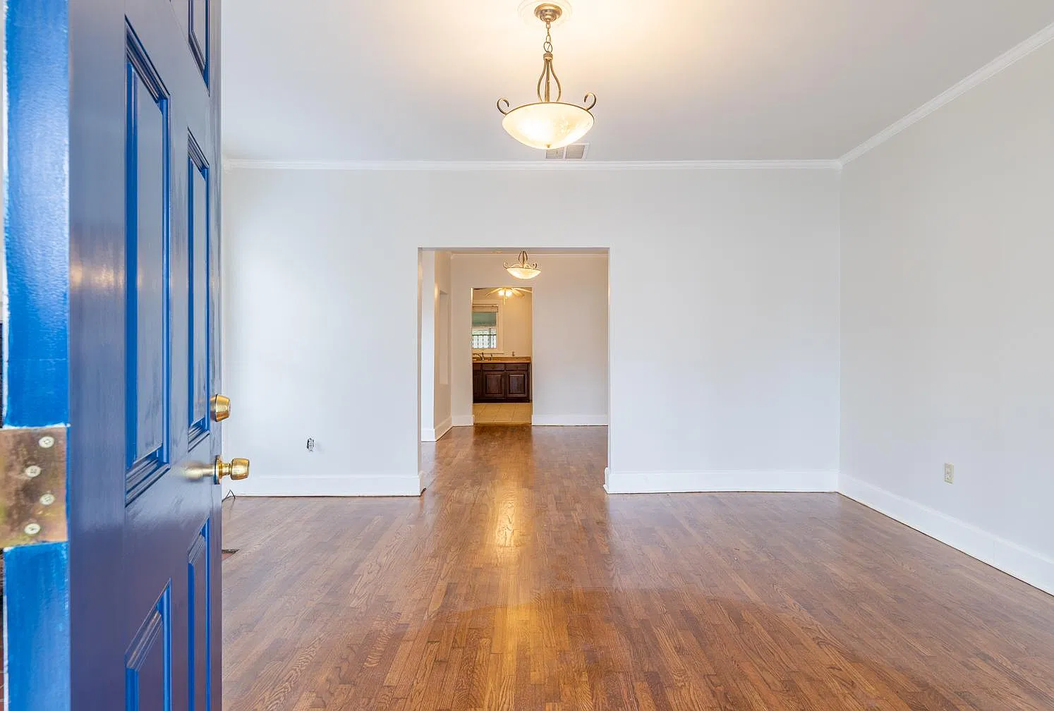 3755 Carnes Ave — Photo 4