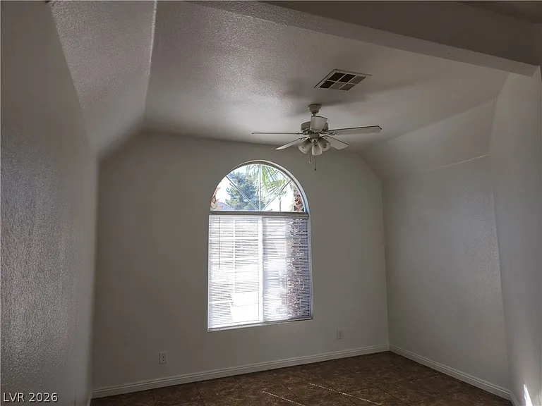 6556 Bradford Ln — Photo 6