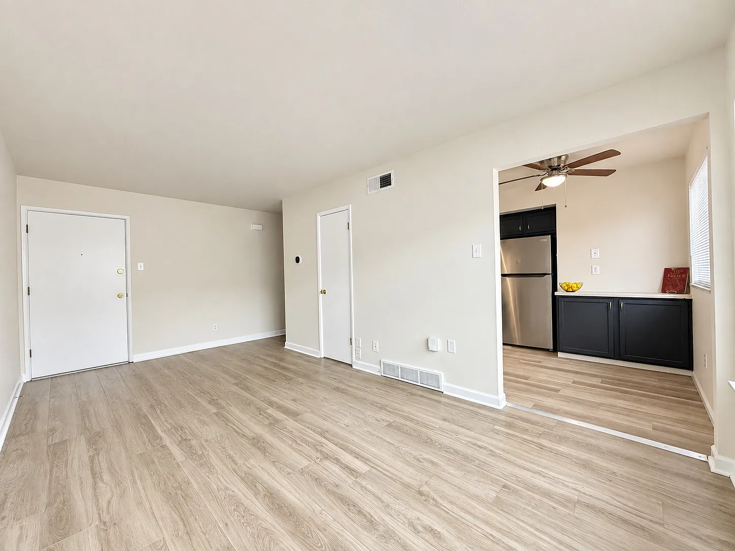 1 bed, 800 sqft, $925 — Photo 4