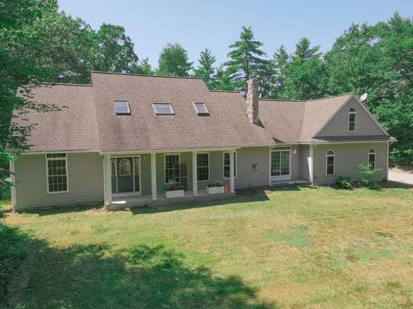 31 Russell Road, Newfield, ME 04095