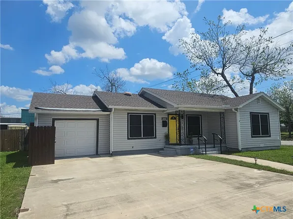 2002 N Wheeler St, Victoria, TX 77901