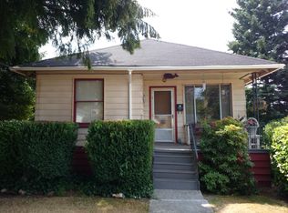 3723 SW Cloverdale St, Seattle, WA 98126