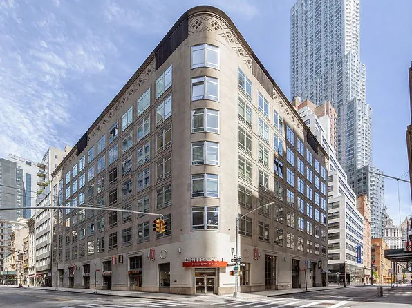 111 Fulton St APT 613, New York, NY 10038