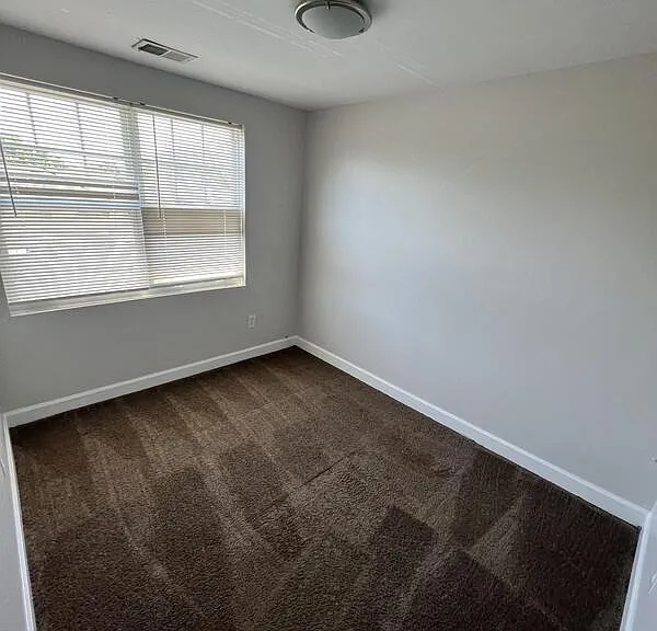 6890 Hawthorne St — Photo 9