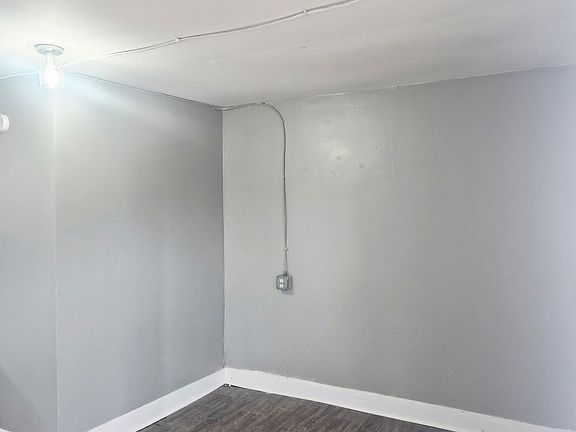 5th image of 2400 Lake Ave APT E