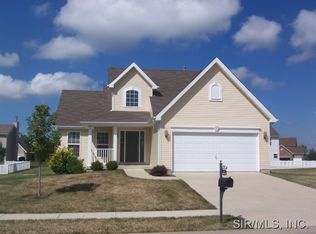 3713 Scotsdale Dr, Swansea, IL 62226