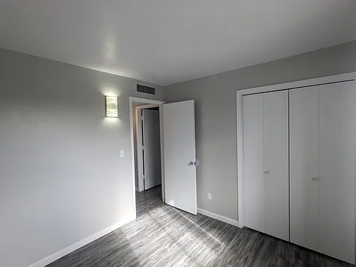 Floor plan 2 bedroom