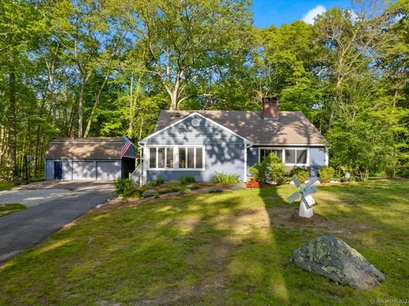 23 Lynn Road, Essex, CT 06442