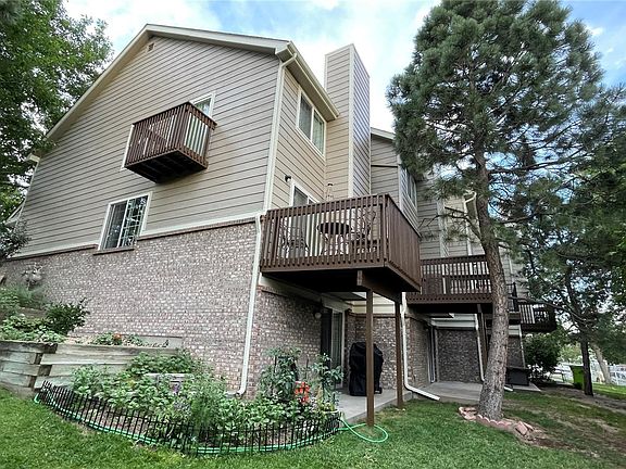 3rd image of 1470 S Quebec Way #110