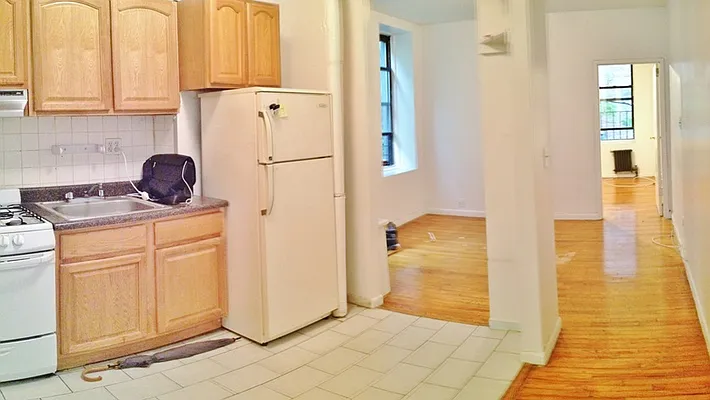 Rented by Park Property Advisors | media 20