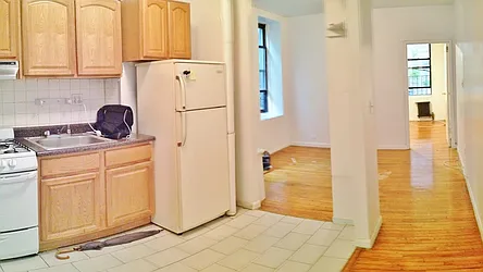 Rented by Park Property Advisors