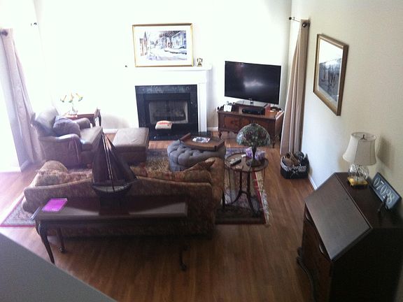 2nd image of 336 Moonlight Dr