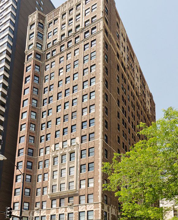 1st image of 1448 N Lake Shore Dr APT 3A