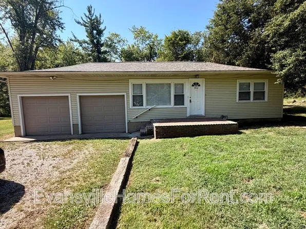 4412 Hogue Rd, Evansville, IN 47712