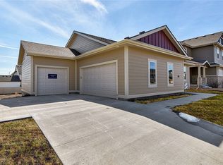 417 SW 15th St, Ankeny, IA 50023