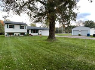 6725 S Vassar Rd, Vassar, MI 48768