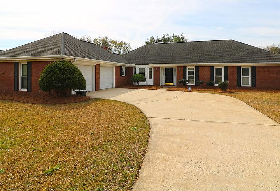 1st image of 126 Fernwood Dr
