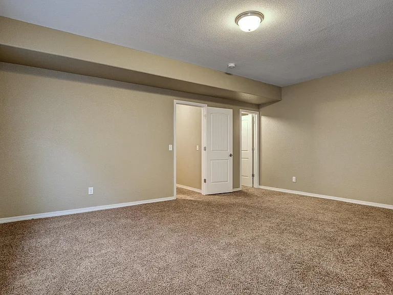884 Black Arrow Dr — Photo 22