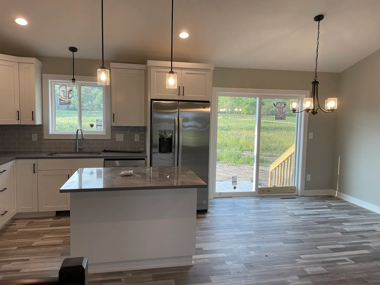 4 bed, 2208 sqft, $2,750 — Photo 4