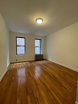 3rd image of 1109 1st Ave #A3