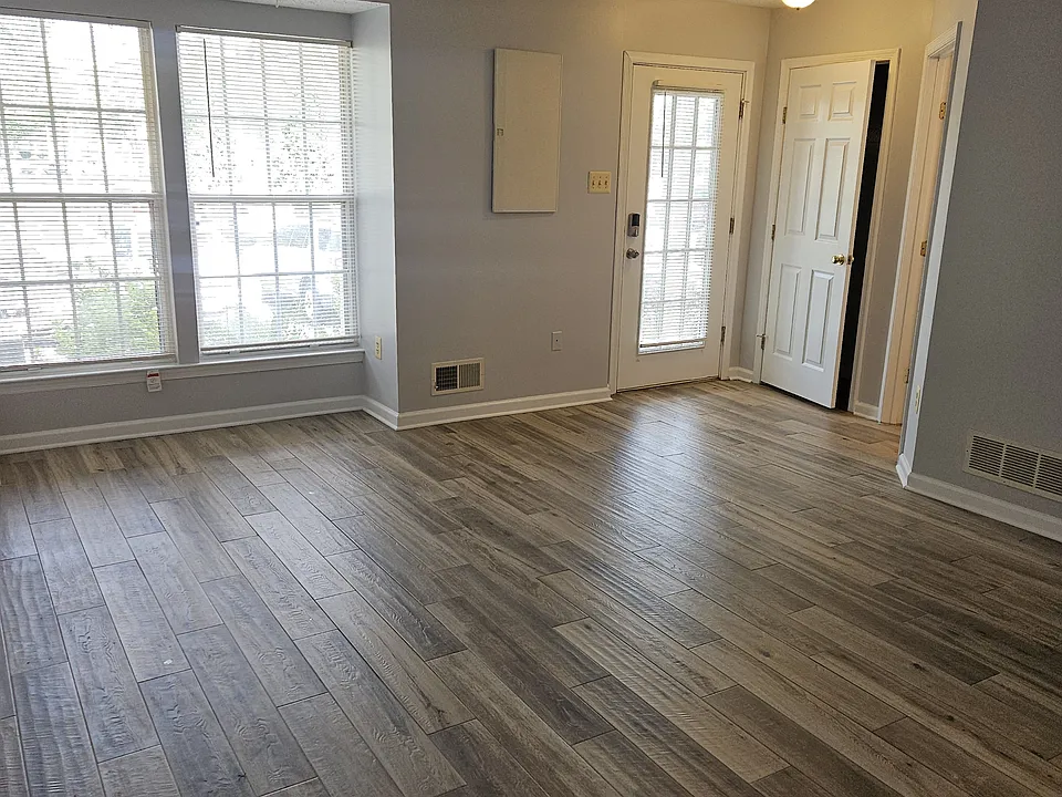 5309 Regal Ct #1