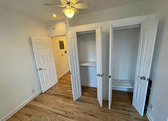 Rented by KNOCKKNOCK LLC | media 14
