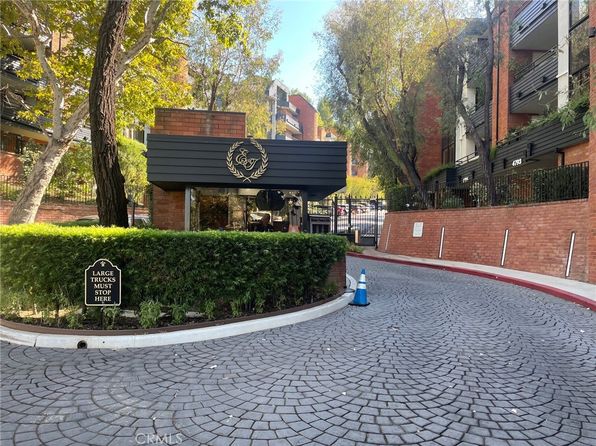 4720 Park Encino Ln UNIT 220