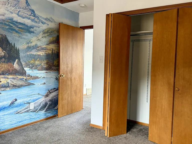 73 Sunlight Ln — Photo 10