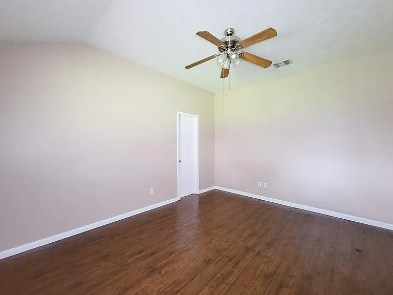 29002 Sedgefield St — Photo 18