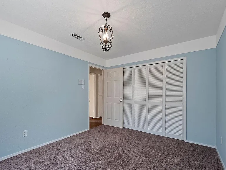 1600 Cindy Ct — Photo 15