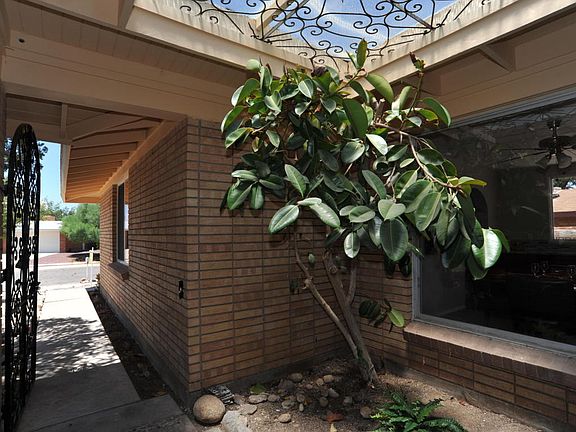 4th image of 815 S Hermosa Hills Pl