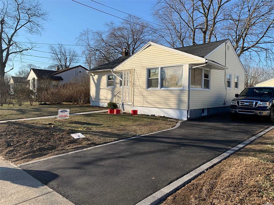 2nd image of 21 Hansom Pl