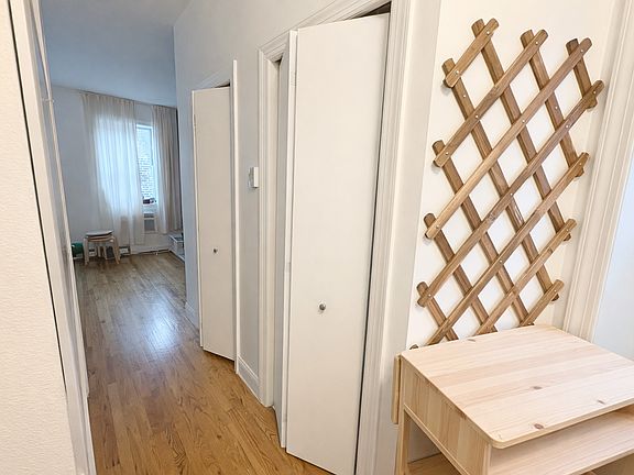 4th image of 705 9th Ave APT 2B