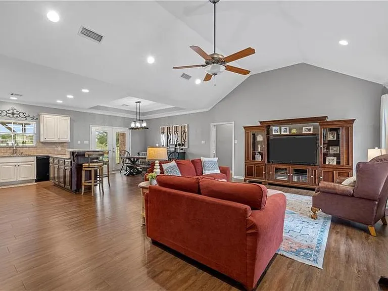 15477 Chapel Rd — Photo 7