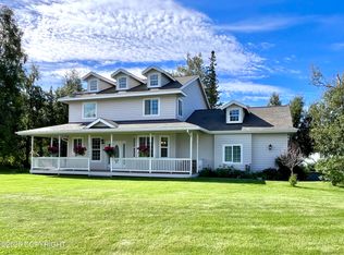 1440 Hidden Lane Cir, Loop Palmer, AK 99645