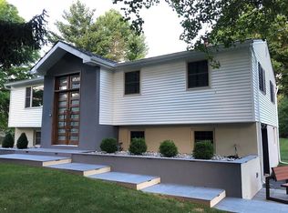 371 Wyldhaven Rd, Bryn Mawr, PA 19010