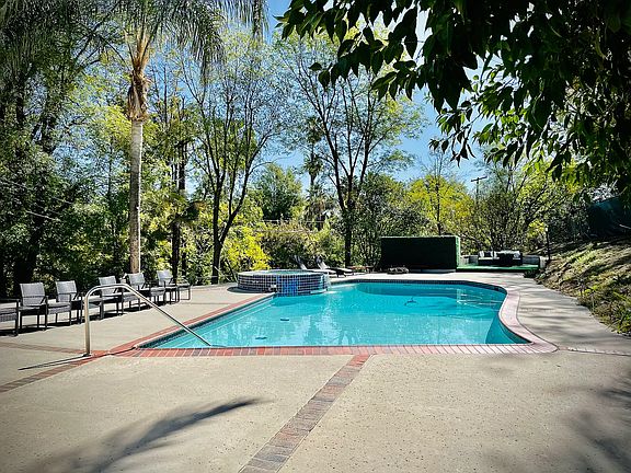 5th image of 20142 Santa Rita St