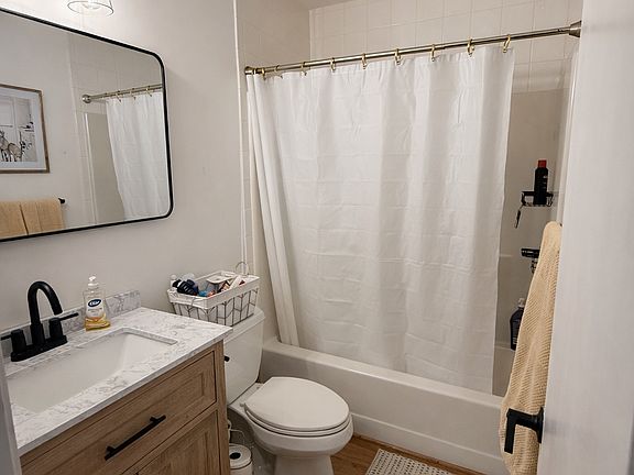 5th image of 109 & 111 Watzel Ln #111