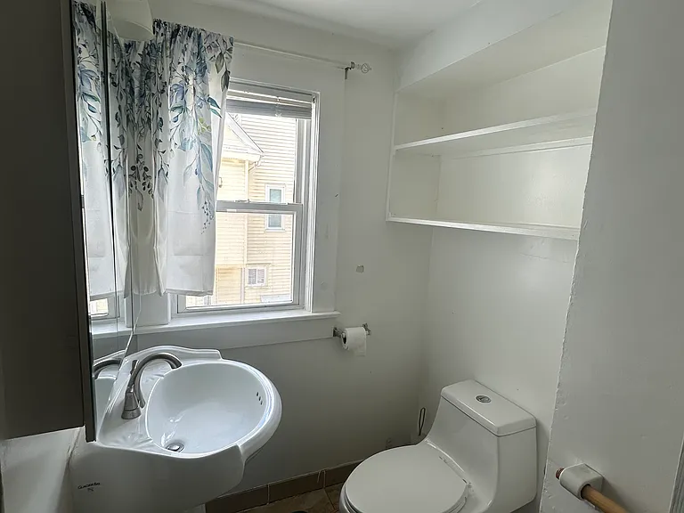67 Brook St #2 — Photo 9