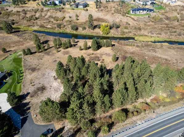 2115 E Latah Creek Ln, Spokane, WA 99223