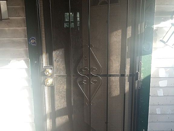 3rd image of 1455 Goodale Ave