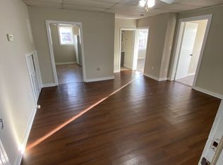 113 N Roche St UNIT 2, Knoxville, IA 50138