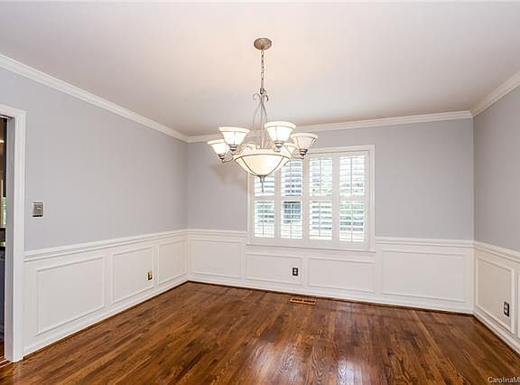 3rd image of 15214 Sharrow Bay Ct