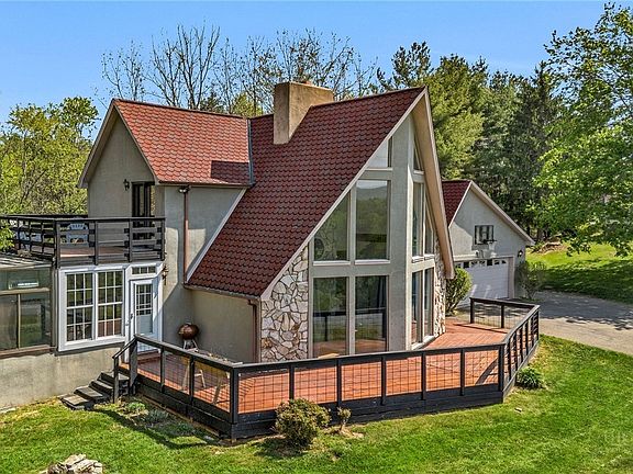 5th image of 346 Clear View Ridge Road