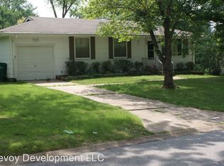 9940 Hayward Dr, Saint Louis, MO 63137