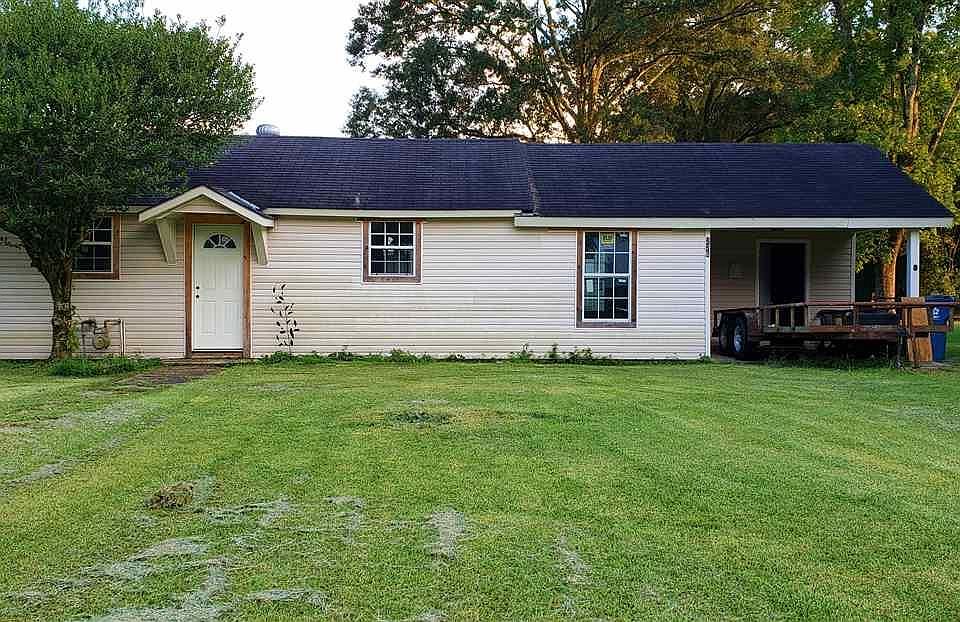 1st image of 226 Leslie St