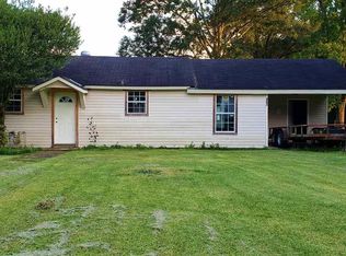226 Leslie St, Denham Springs, LA 70726