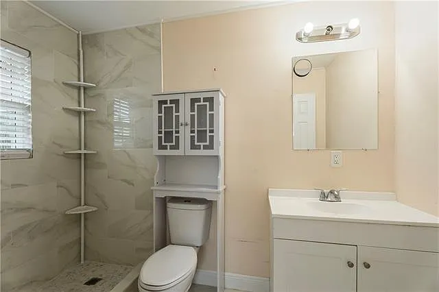 2801 Virginia Lee Dr — Photo 12