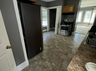 19 Adams St #2A, Taunton, MA 02780