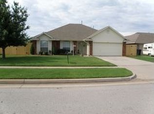 10400 NW 45th St, Yukon, OK 73099